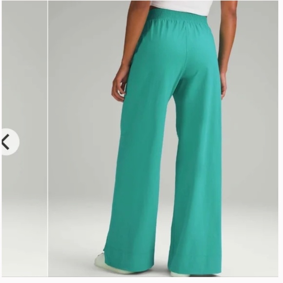 Lululemon Stretch Woven High-Rise Wide-Leg Pant - Picture 2 of 5